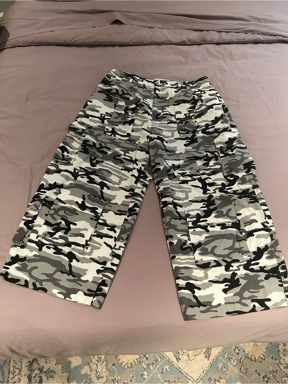 Haunted starbucks snow camo sample